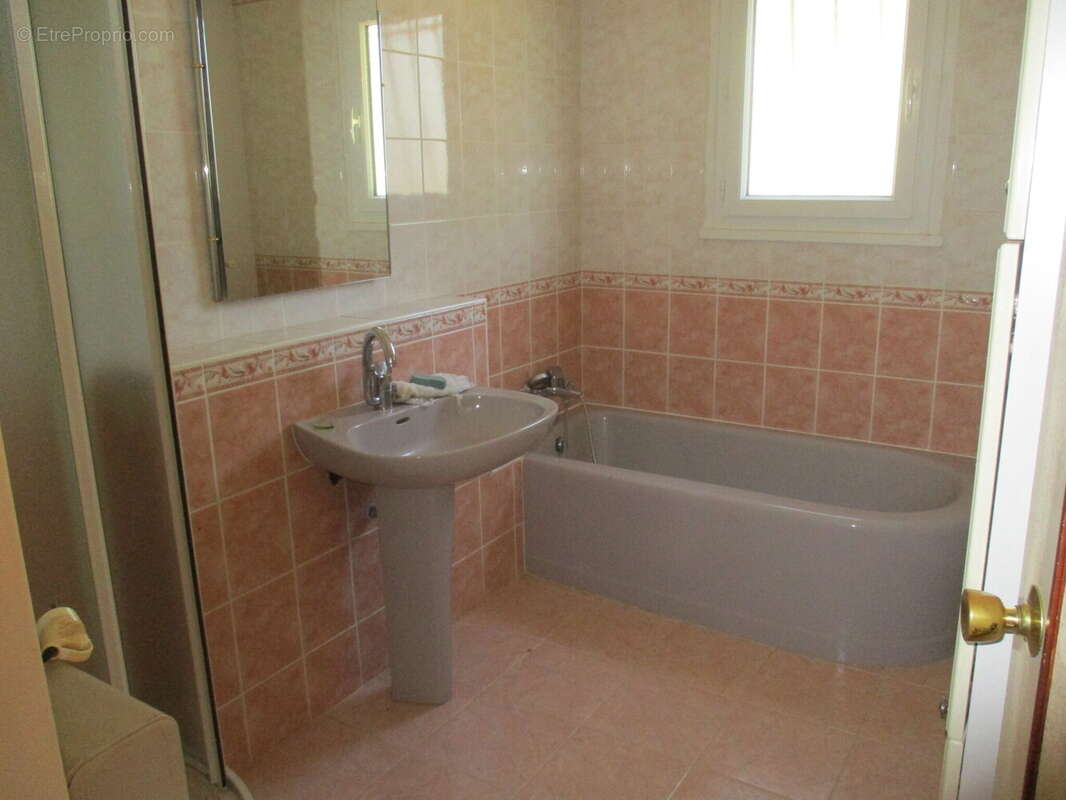 Maison à CHATILLON-EN-BAZOIS