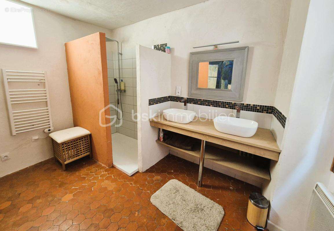 Gites et appartement de 240m² - photo 8
