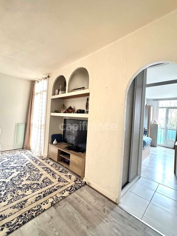 À vendre – Bel appartement F3 de 60 m² lumineux à Ris Orangis (91) - photo 8