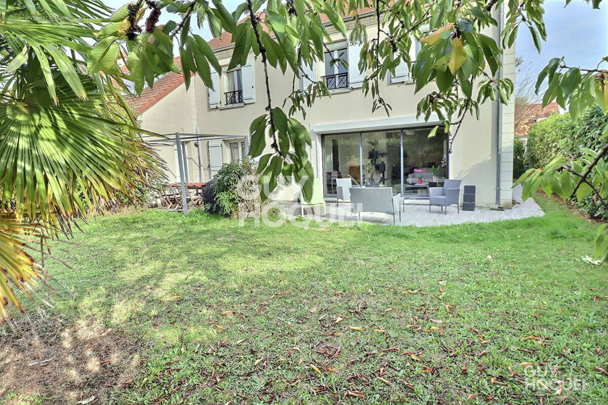 Maison à LE PLESSIS-PATE