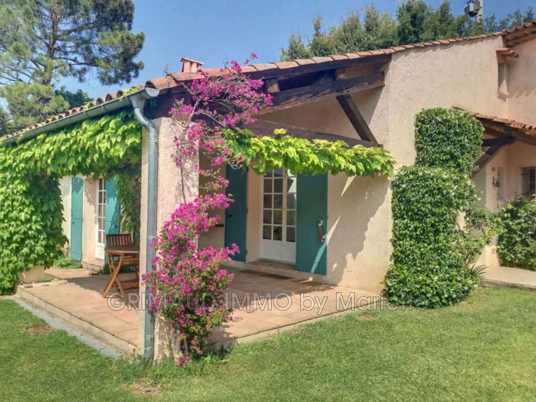 Maison à GRIMAUD