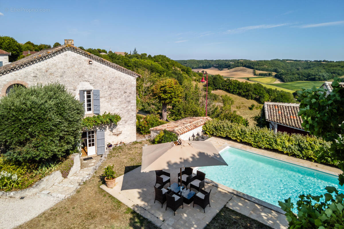 Maison à ROQUECOR