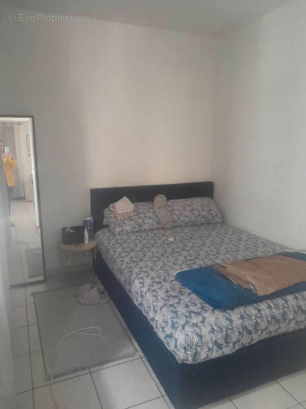 Appartement à MARSEILLE-2E