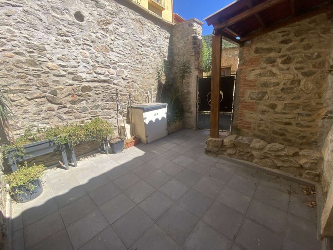 Dpt Pyrénées Orientales (66), à vendre RIA SIRACH Maison 5 pièces 122 m² 2 logements séparés - photo 4