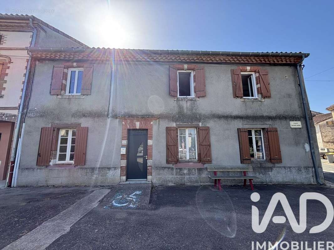 Photo 4 - Maison à LAGRAVE