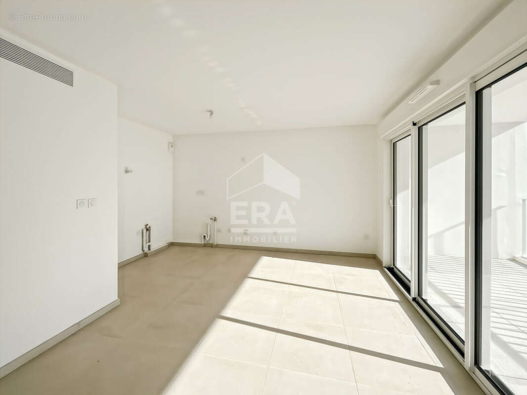 Appartement à MARSEILLE-6E