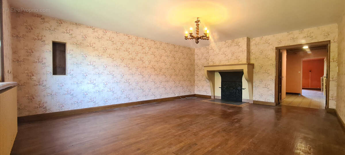 Maison à BETHELAINVILLE