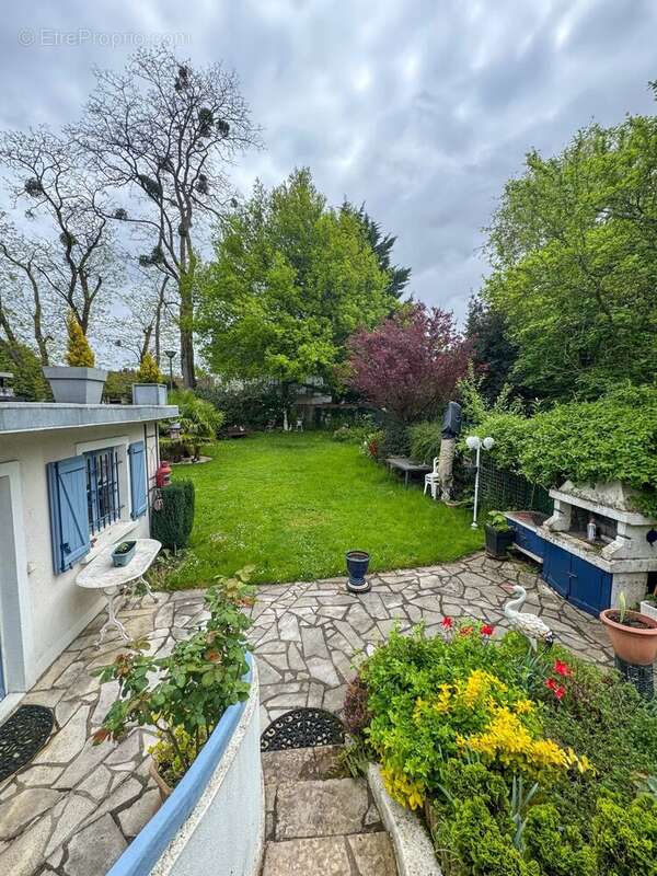 Maison à CLICHY-SOUS-BOIS