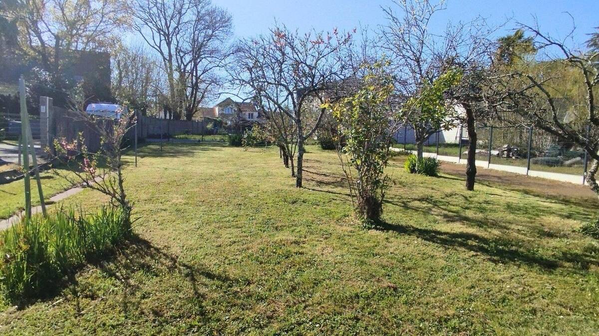 Photo 1 - Terrain à LA CHAPELLE-SUR-ERDRE
