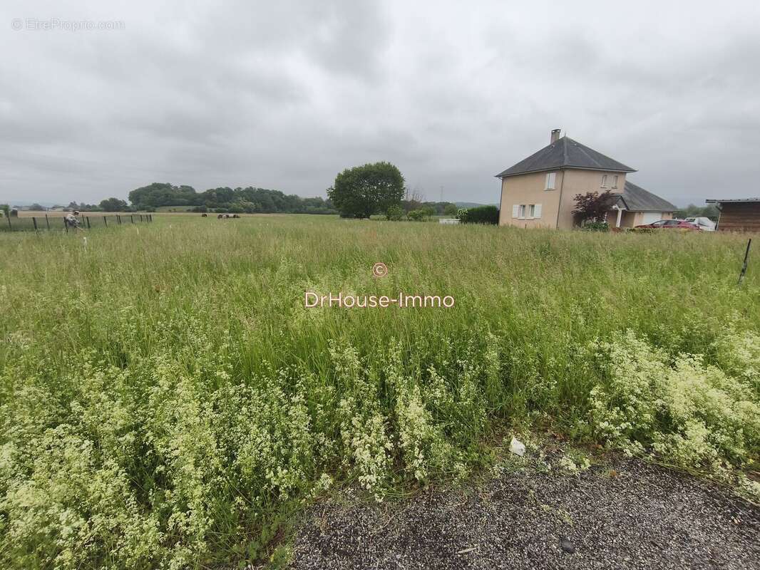 Terrain 820 m² à Geronce  - photo 5