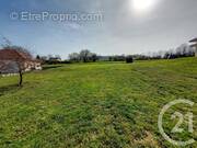 Terrain à LAA-MONDRANS