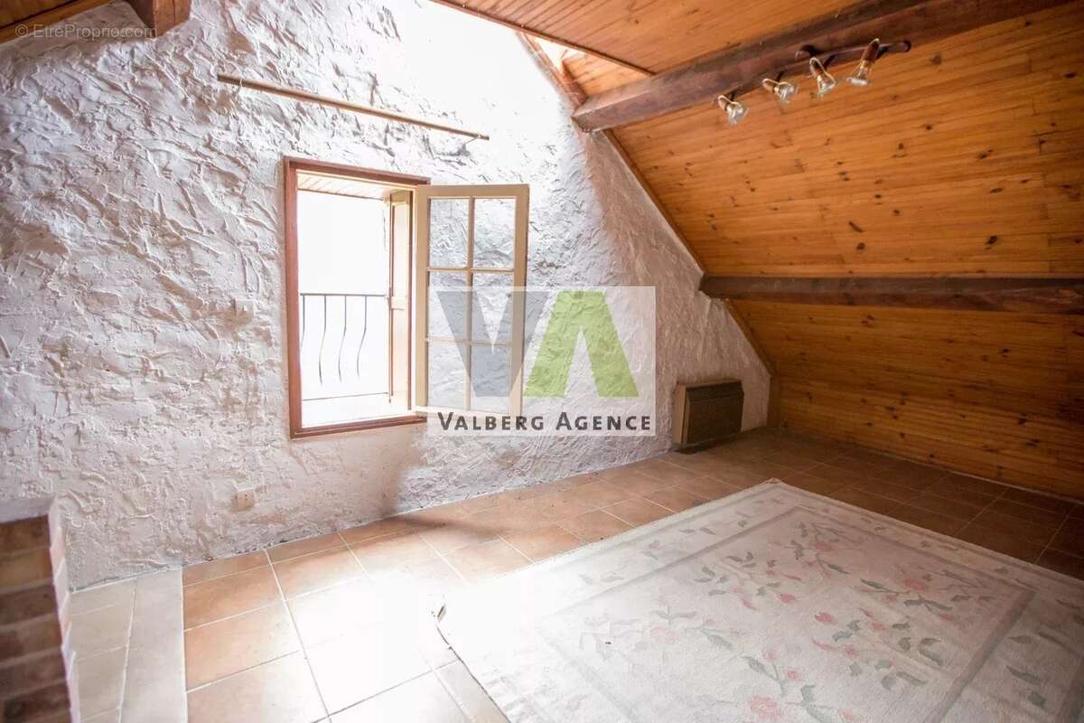 Maison à Villeneuve d' Entraunes - photo 13