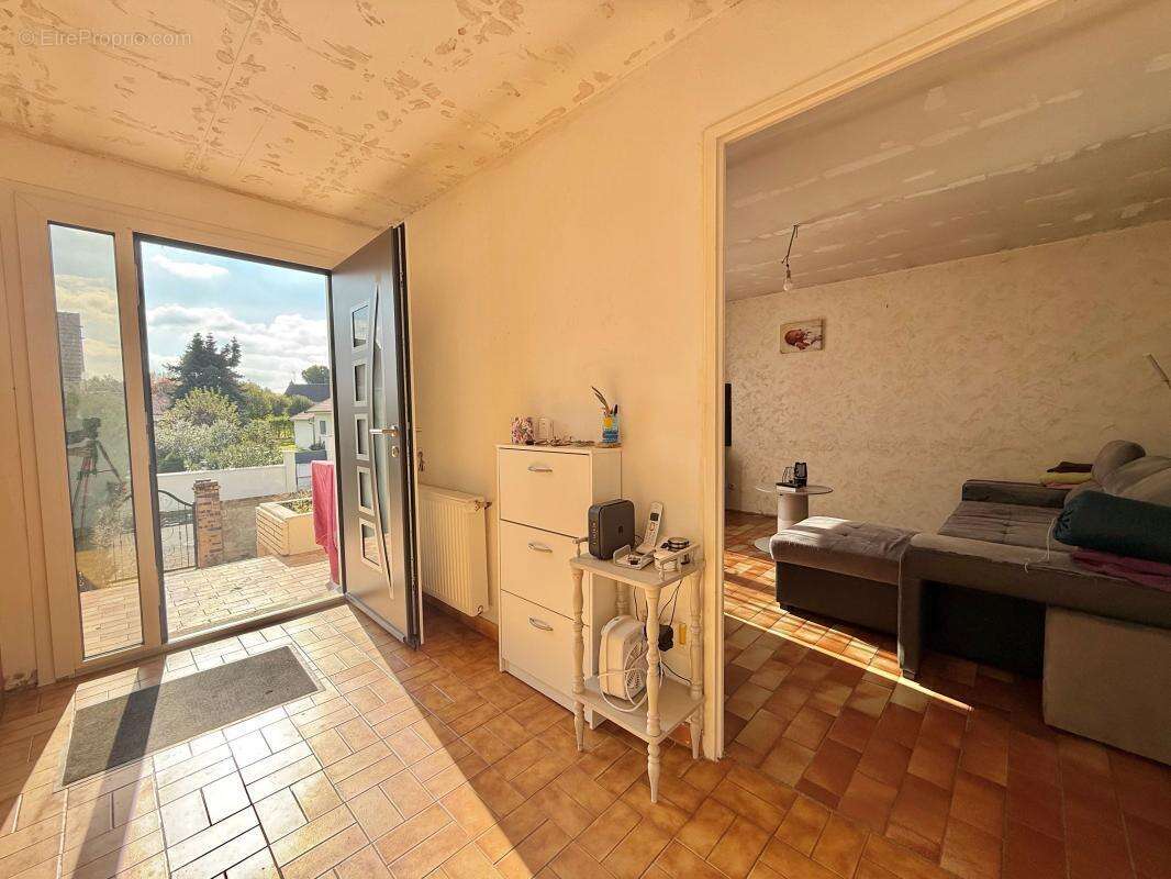 Maison à LAMARCHE-SUR-SAONE