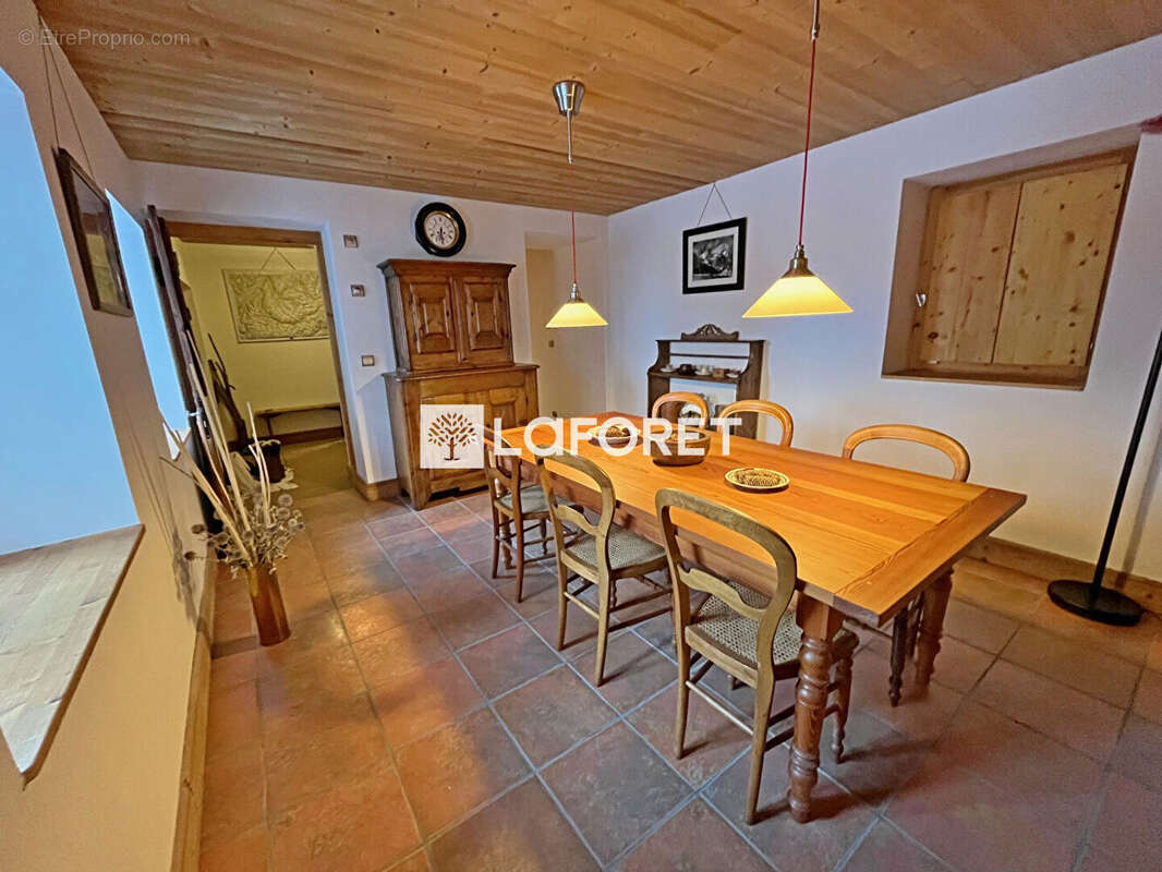 73210 PEISEY-NANCROIX Appartement T6 de 114m² - photo 3