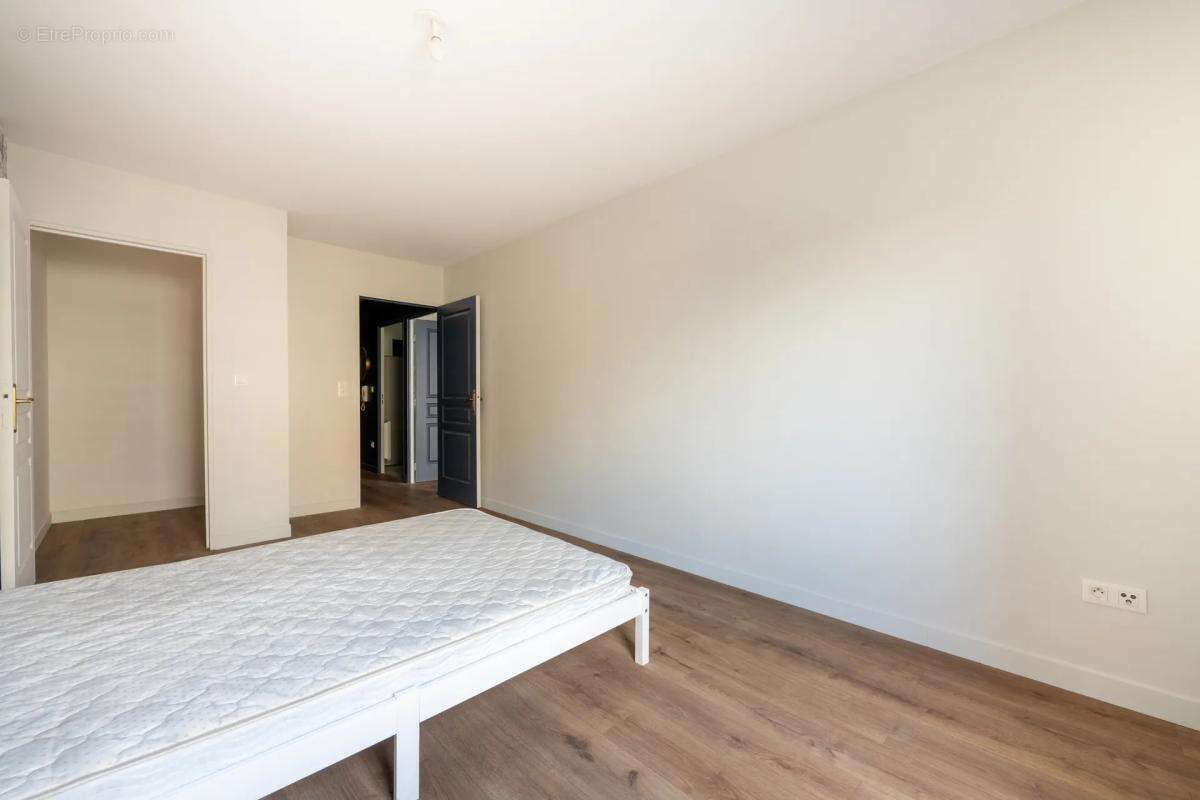 Appartement à PERSAN