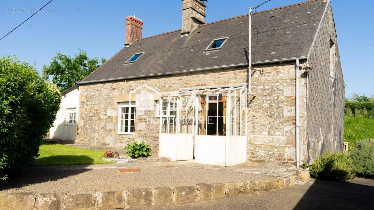 Photo 1 - Maison à SOURDEVAL
