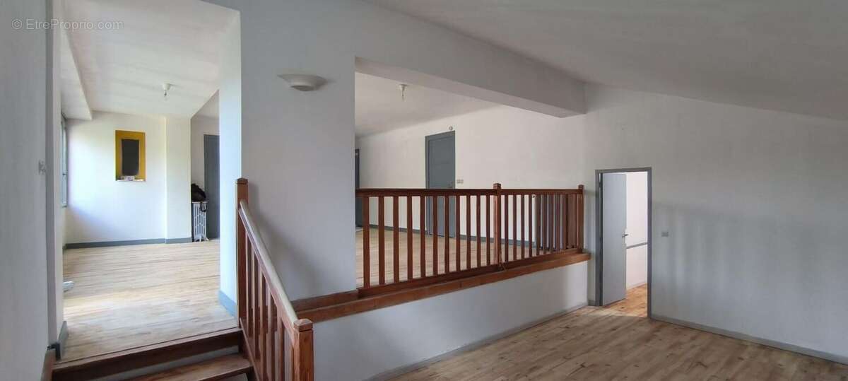 Photo 3 - Maison à SAINT-ETIENNE