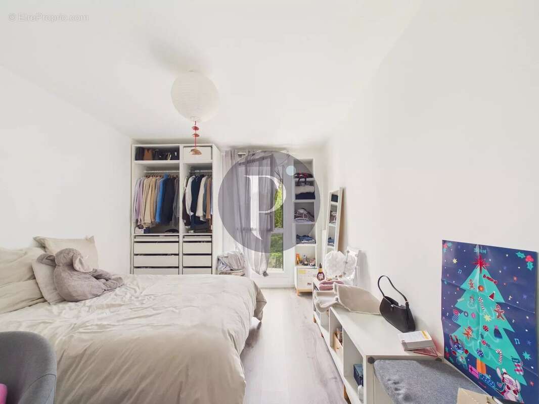 Appartement à FRESNES