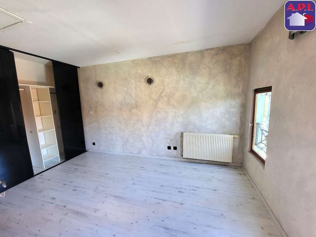 Appartement à MAZERES