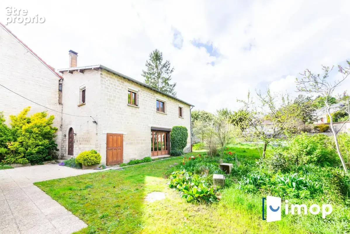 Photo Maison à Saint-Germain-En-Laye au prix de 675 000€