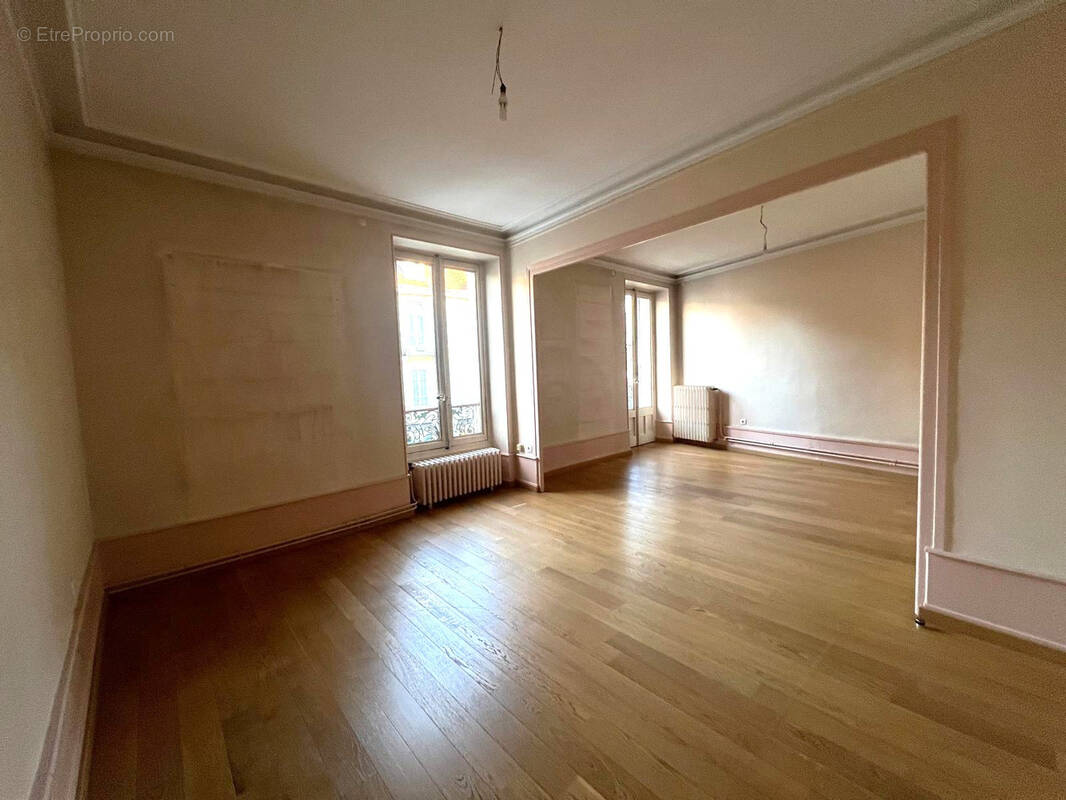 Appartement à AIX-LES-BAINS