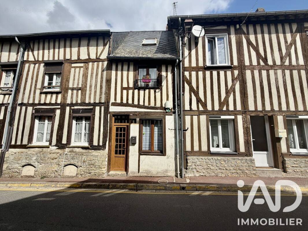 Photo 1 - Maison à LIVAROT