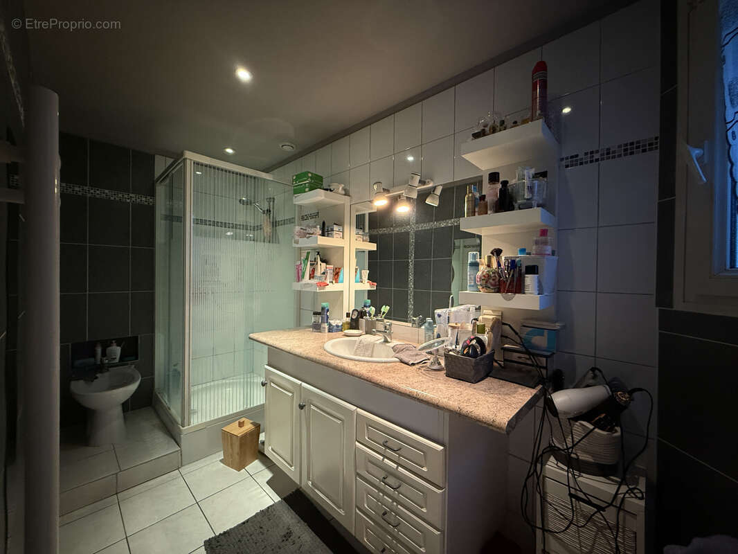 Maison à LE NEUFBOURG