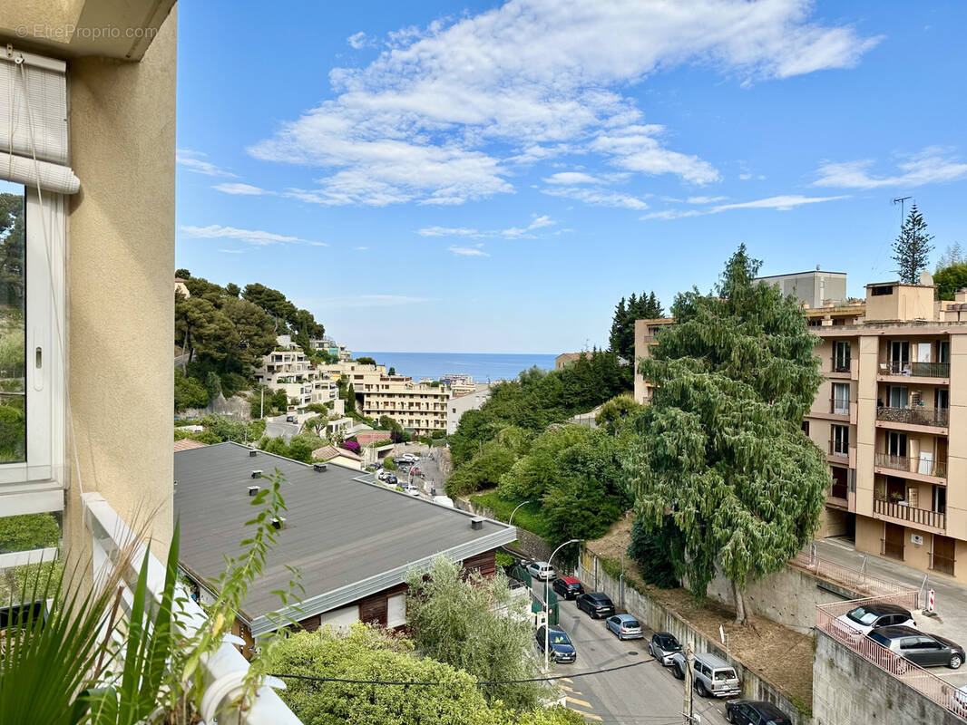 Appartement à ROQUEBRUNE-CAP-MARTIN