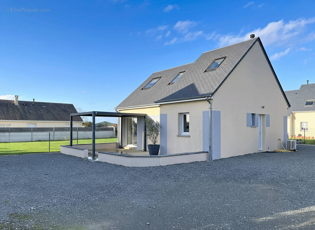 Maison à GOUVILLE-SUR-MER