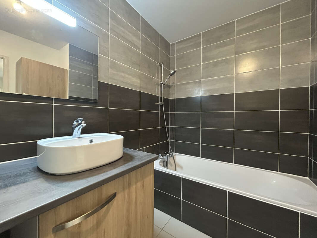 Appartement à BRIGNAIS