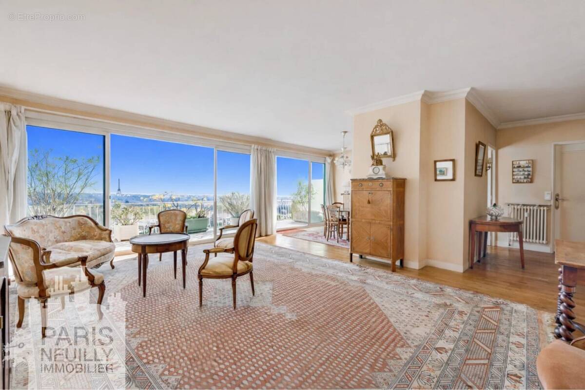 Appartement à SAINT-CLOUD