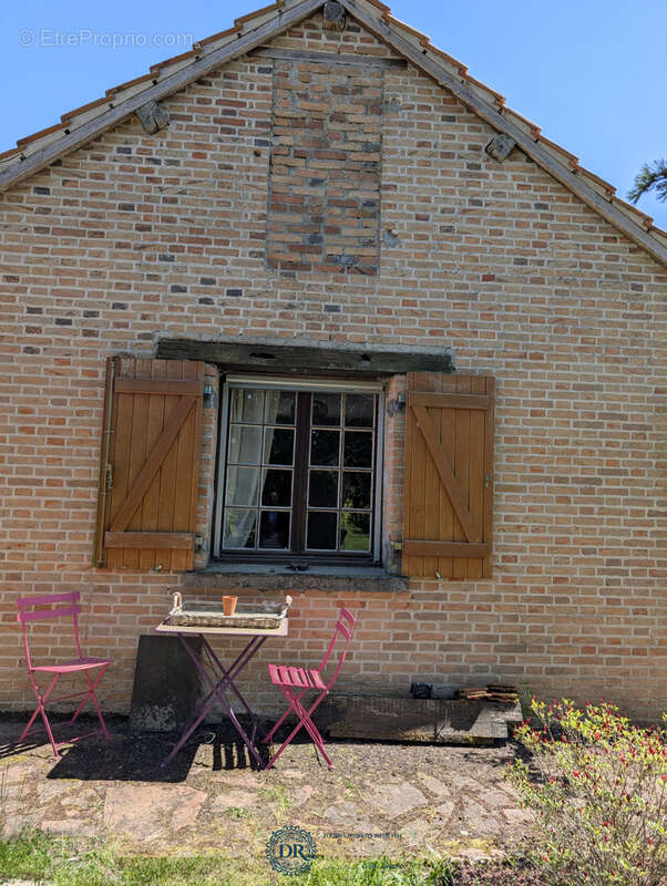 Maison à PIERREFITTE-SUR-SAULDRE
