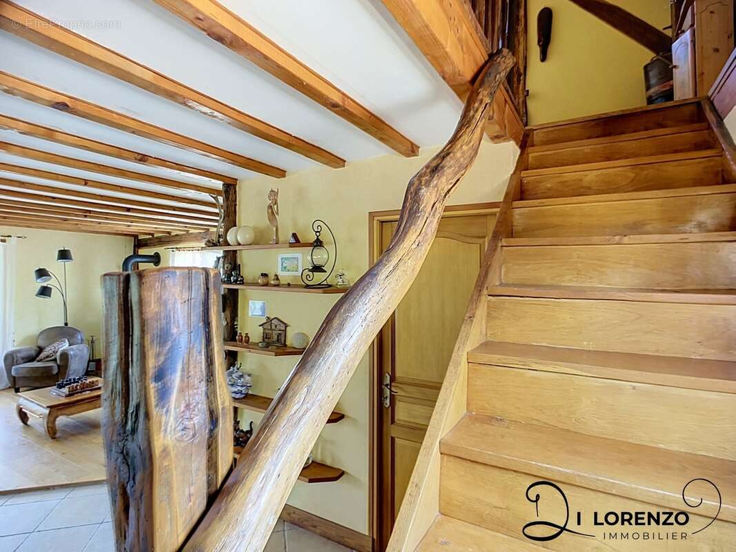 Maison à vendre 232 m² habitable LEPIN LE LAC (73) - photo 11