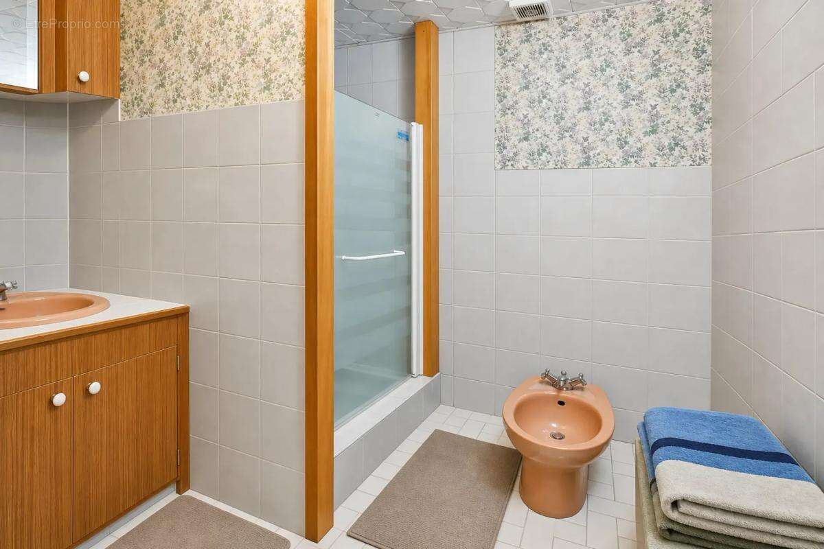 Ferme de 294 m² avec dépendances à Moisy - photo 6