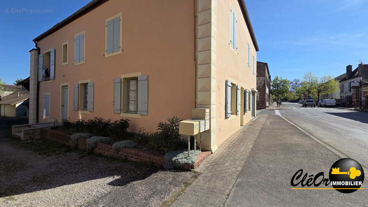 Appartement à PIERRE-DE-BRESSE