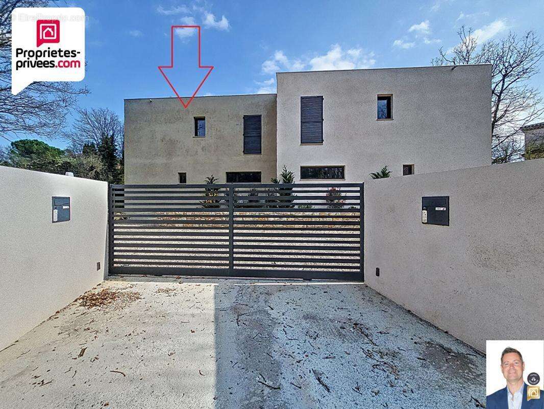 Maison à SAINT-CEZAIRE-SUR-SIAGNE