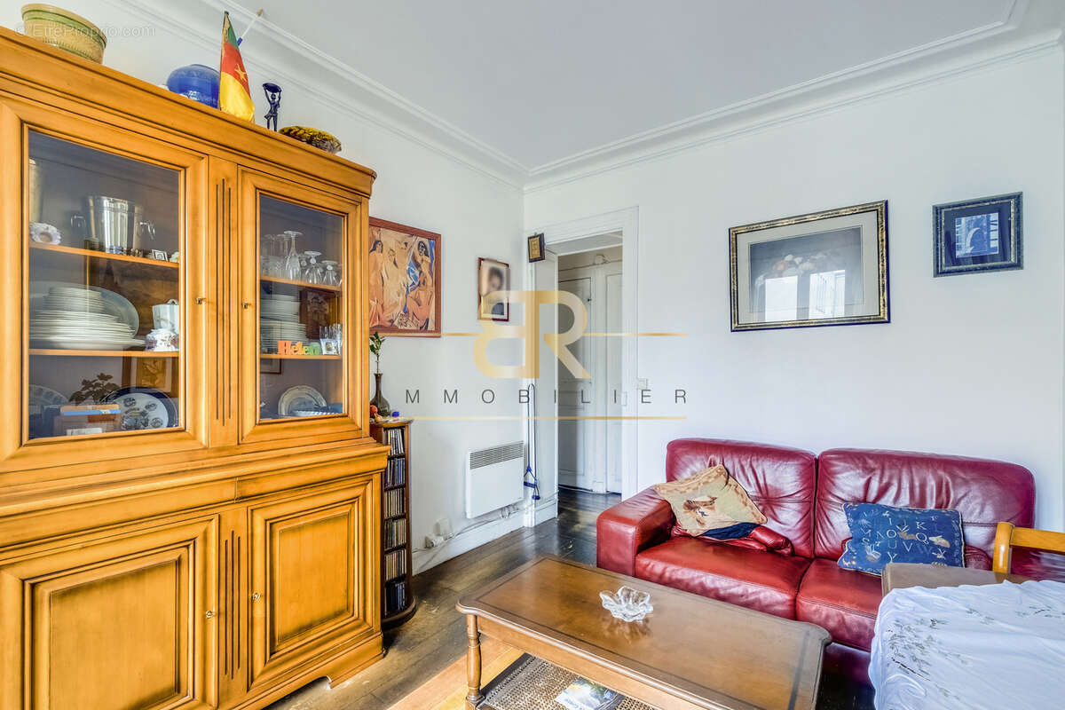 Appartement à PARIS-11E
