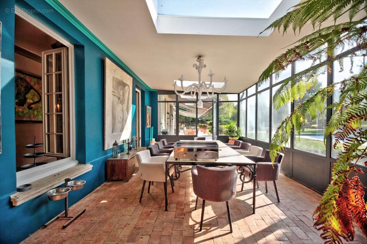 Maison à LES LOGES-EN-JOSAS