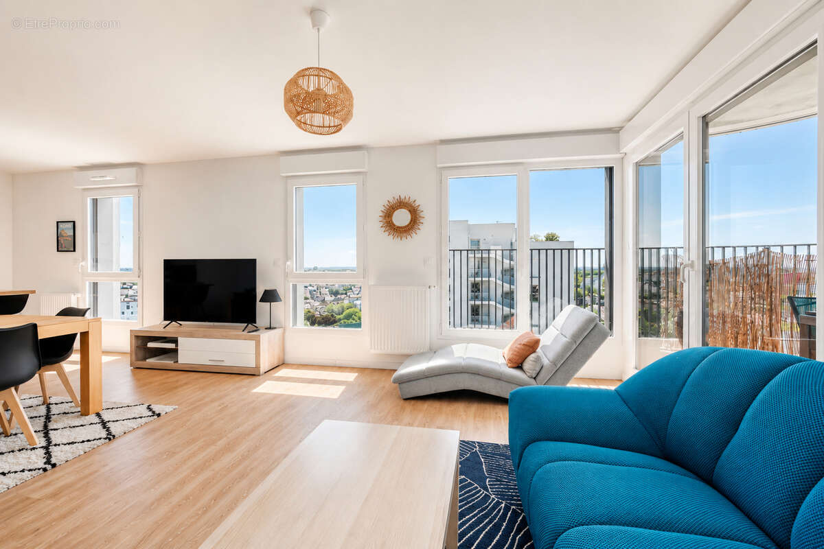 Appartement T5 duplex - Arsenal-Redon - photo 2