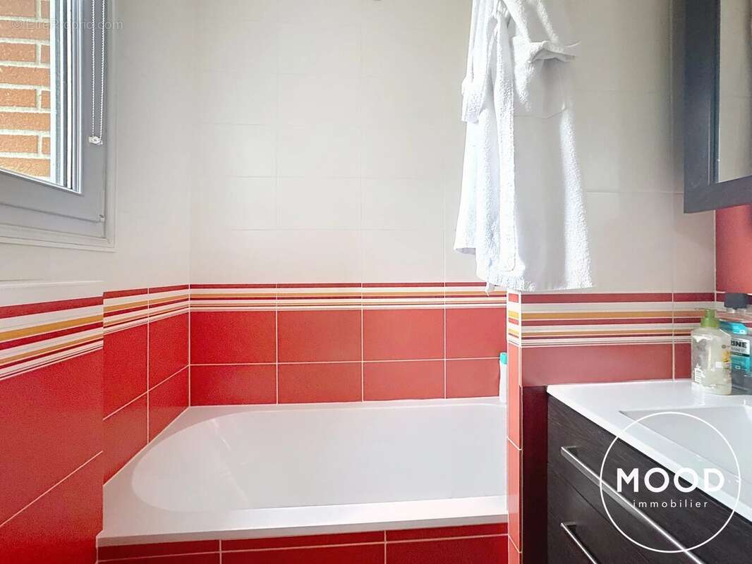 Appartement à ISSY-LES-MOULINEAUX