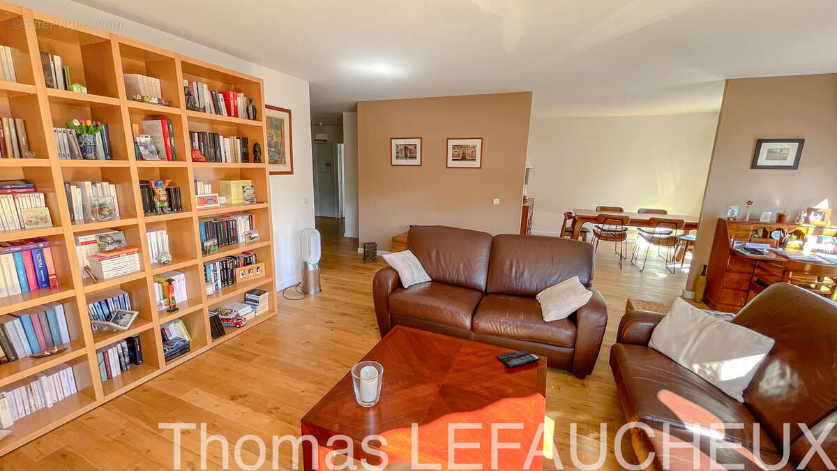 Appartement à BOIS-COLOMBES