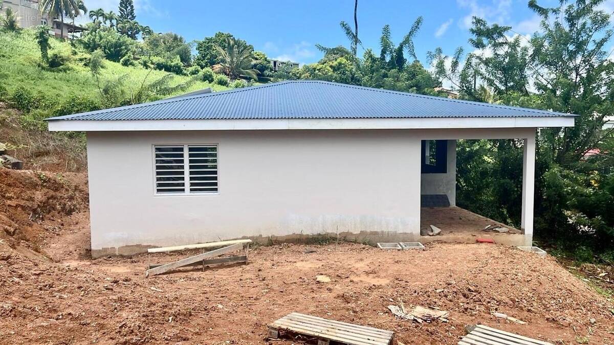 Photo 1 - Maison à RIVIERE-SALEE