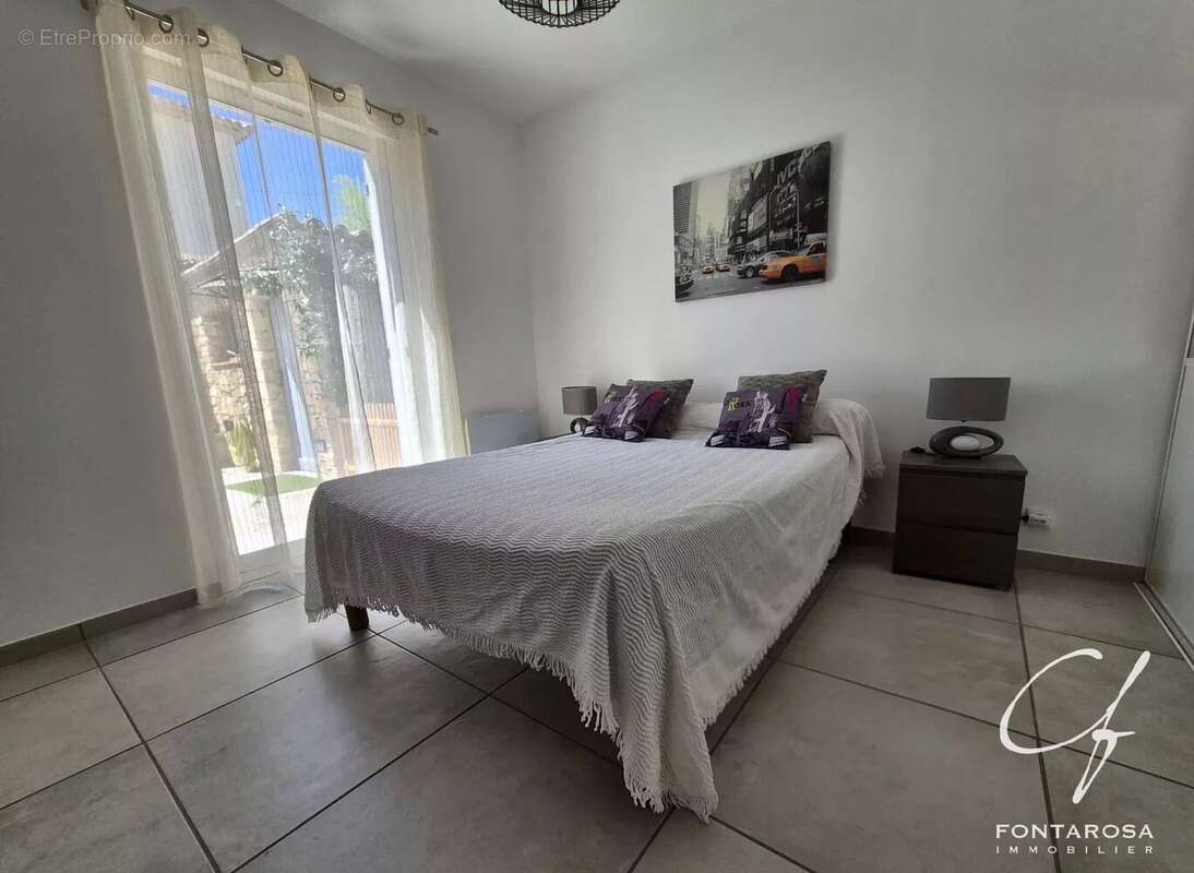 Maison à PUGET-SUR-ARGENS