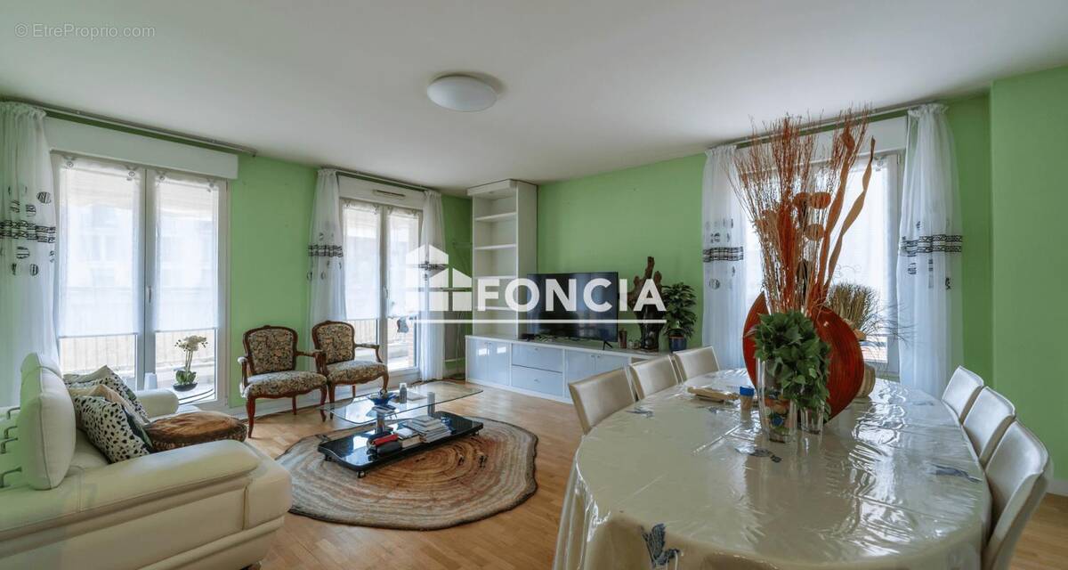 Appartement à RUEIL-MALMAISON