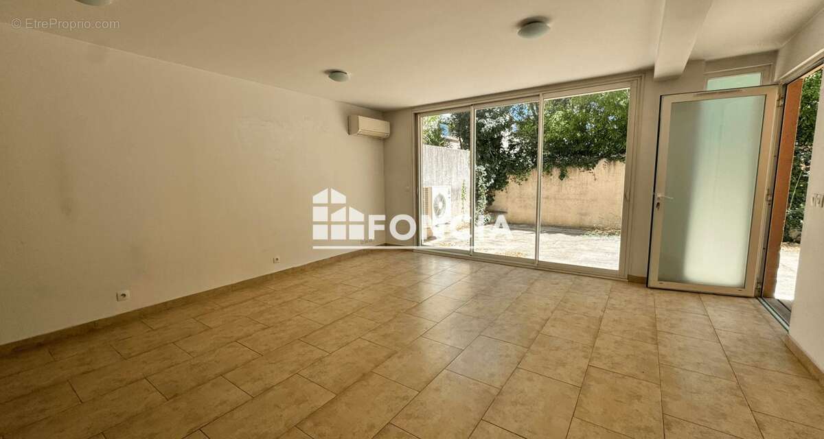 Appartement à LE CRES