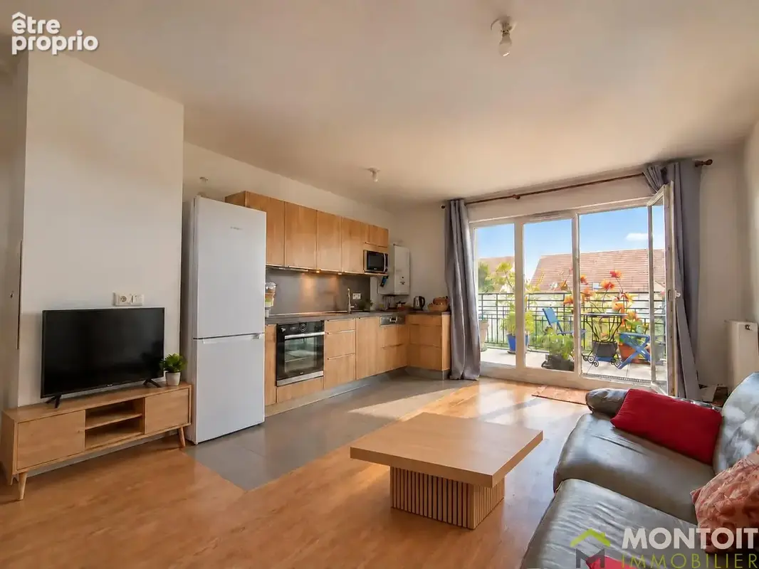 Appartement f3 67m2 - terrasse - parking - proche toutes commodites - photo 2