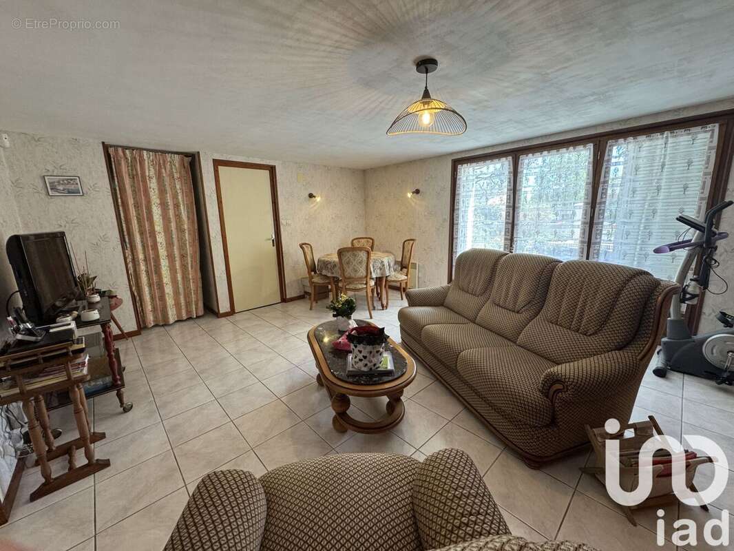 Photo 5 - Maison à AVOINE