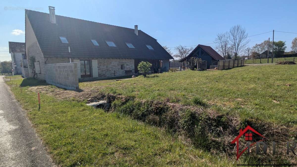 Maison à FRANCHEVILLE