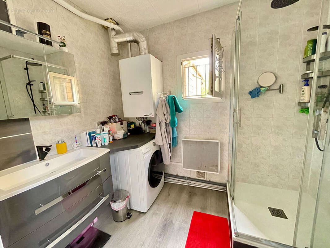 Maison à SARTROUVILLE