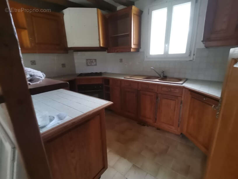 Maison à LA TOUR-SAINT-GELIN